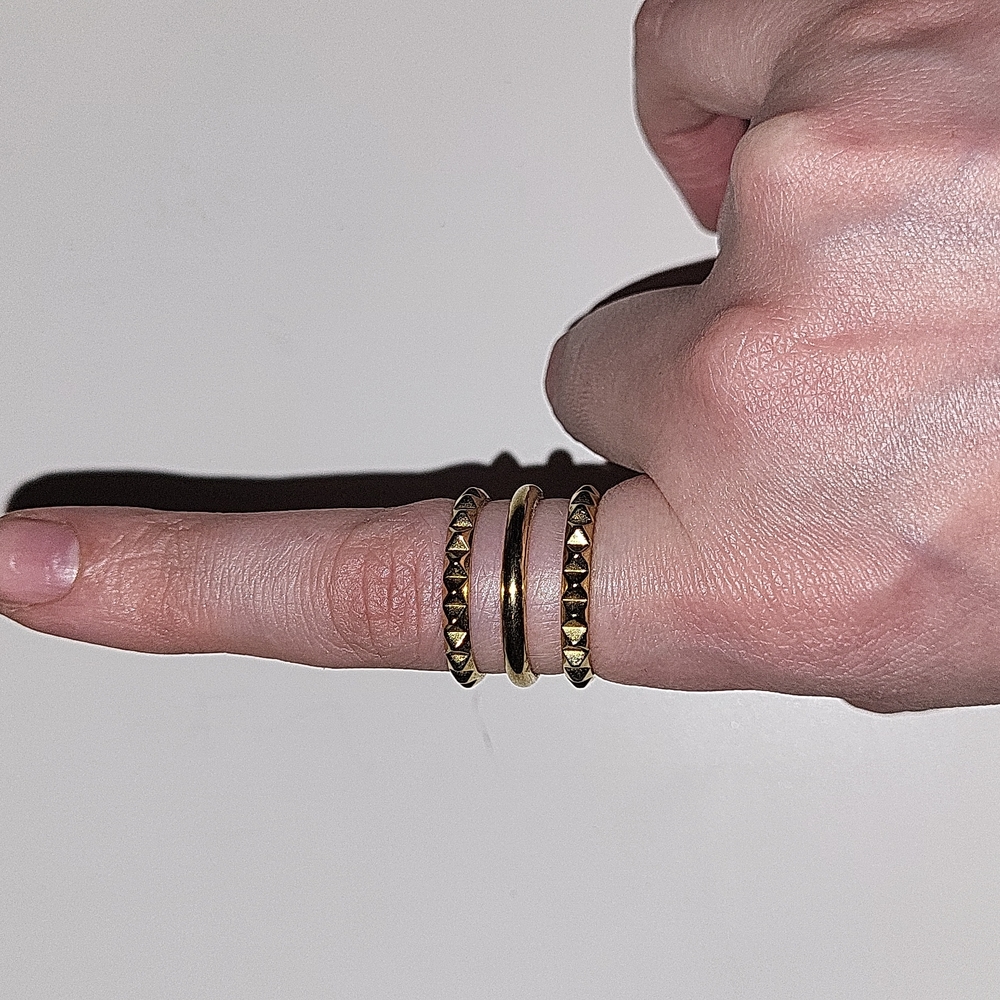 Michael Kors triple ring size 7, gold